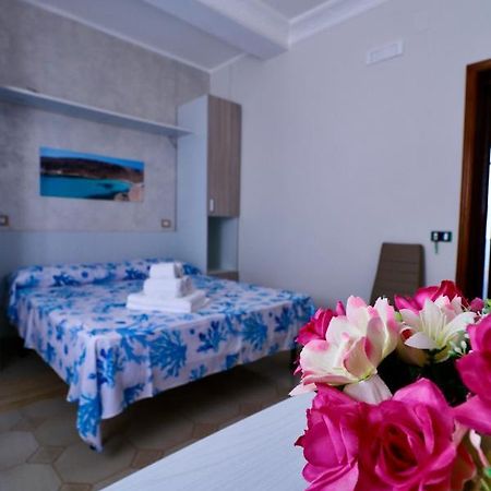Bed And Breakfast Siciliamuri 兰佩杜萨 外观 照片
