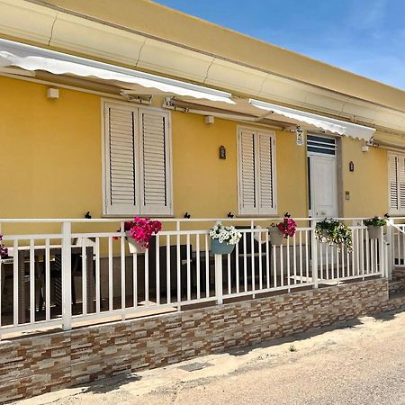 Bed And Breakfast Siciliamuri 兰佩杜萨 外观 照片