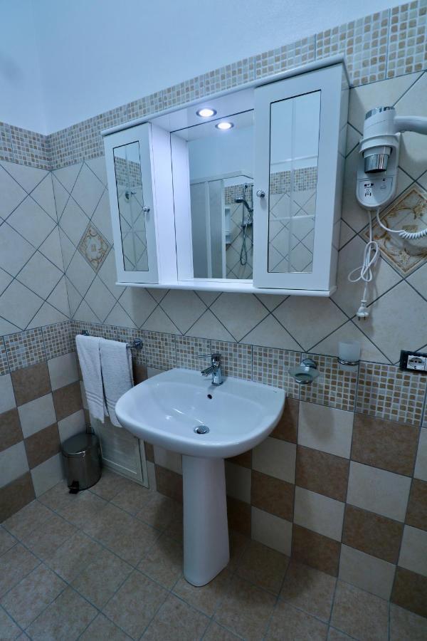 Bed And Breakfast Siciliamuri 兰佩杜萨 外观 照片